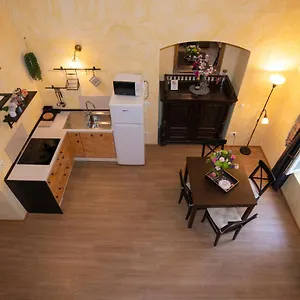  Apartment Oasis-with Parking