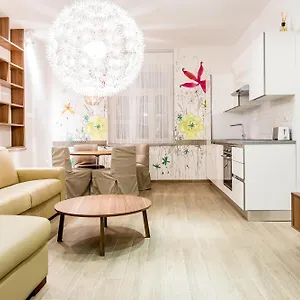Wh Apartman