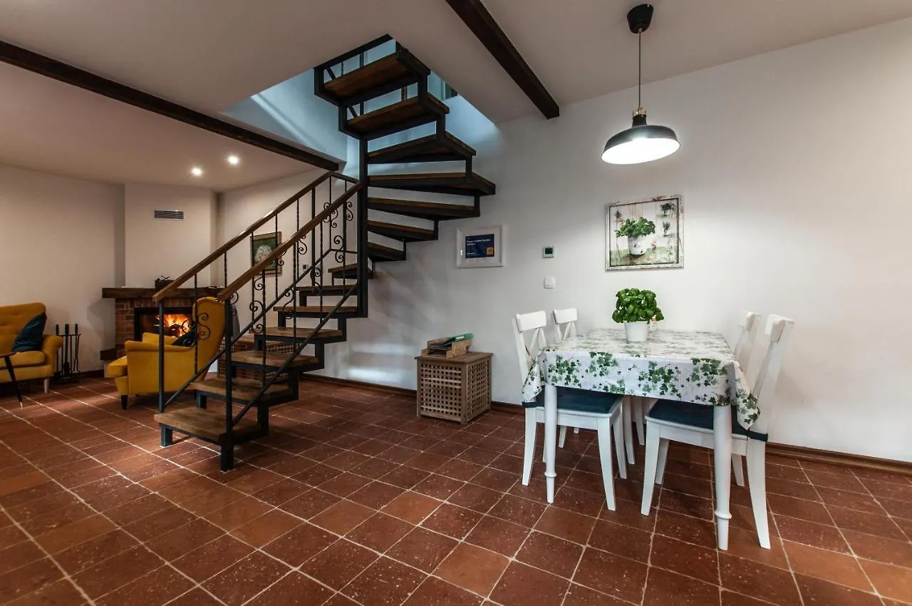 Homestay Entire House In The Center Of Ljubljana - Free Parking - Dragon Garden Pavilion Ljubljana