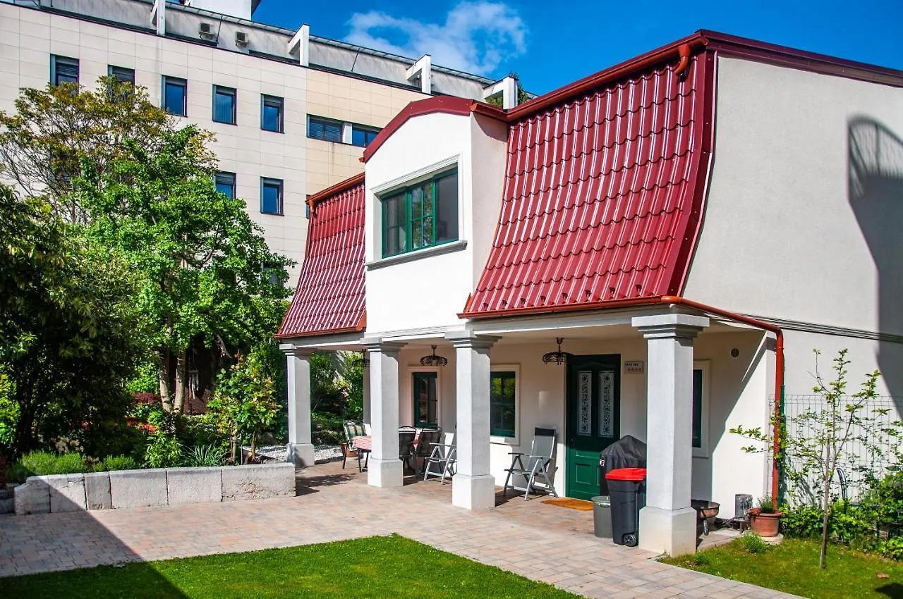 Homestay Entire House In The Center Of Ljubljana - Free Parking - Dragon Garden Pavilion Ljubljana Slovenia