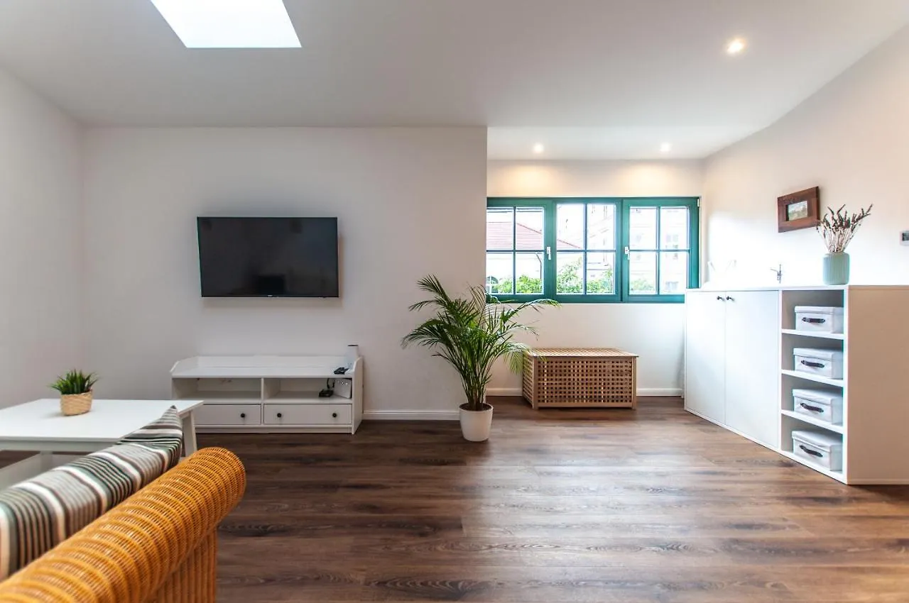 Entire House In The Center Of Ljubljana - Free Parking - Dragon Garden Pavilion Ljubljana Homestay